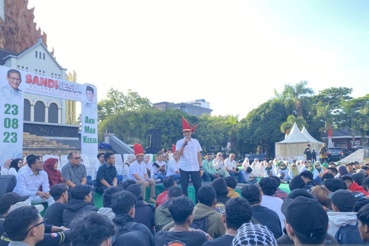 Sandiaga Uno bahas peluang kerja bareng 700 anak muda Makassar