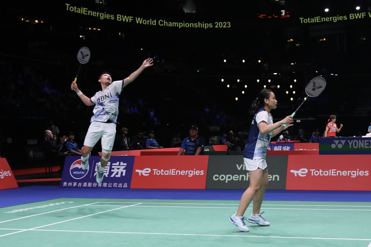 Tampil dominan, Rinov/Pitha melaju ke 16 besar Hong Kong Open