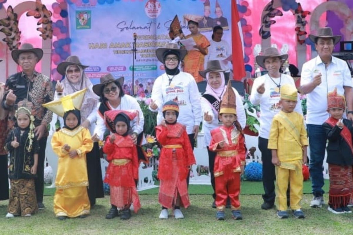 Bunda PAUD Simalungun serahkan KIA di Hari Anak Nasional