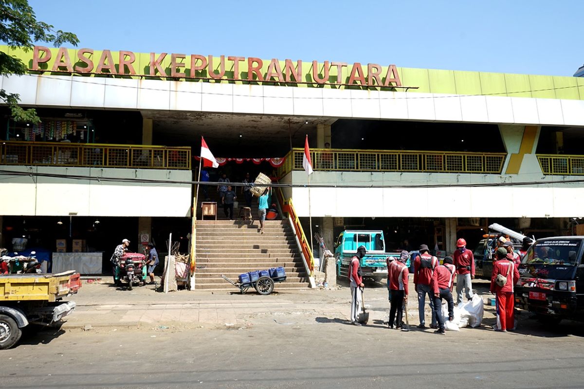 Pasar Keputran di Kota Surabaya dibenahi