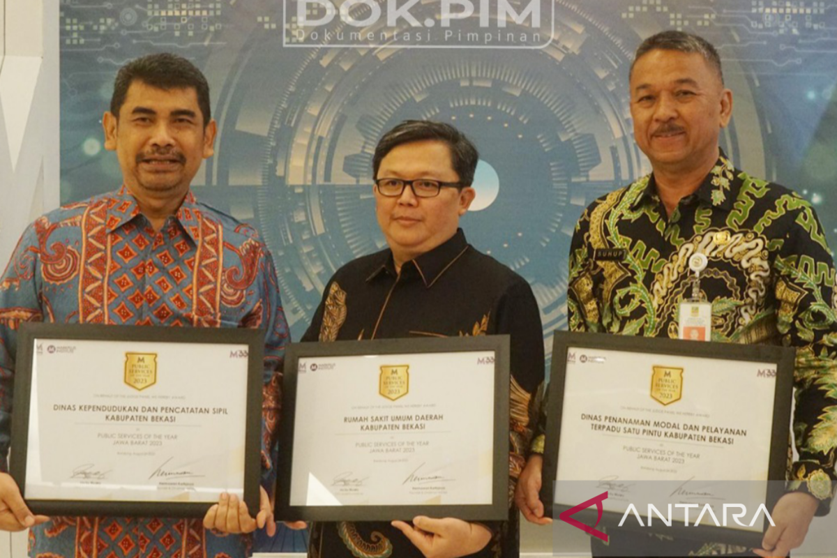 Pemkab Bekasi raih tiga penghargaan layanan publik Jabar 2023