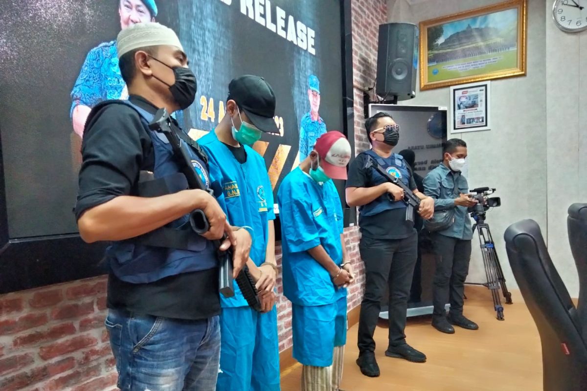 BNNP Malut ringkus pengedar sabu dan ganja