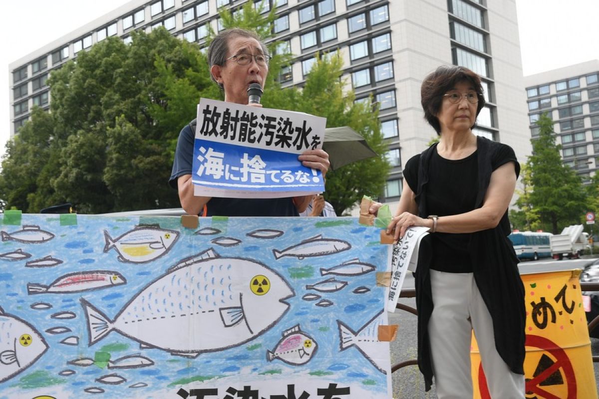 Warga Jepang ajukan gugatan  pembatalan rencana buang limbah nuklir