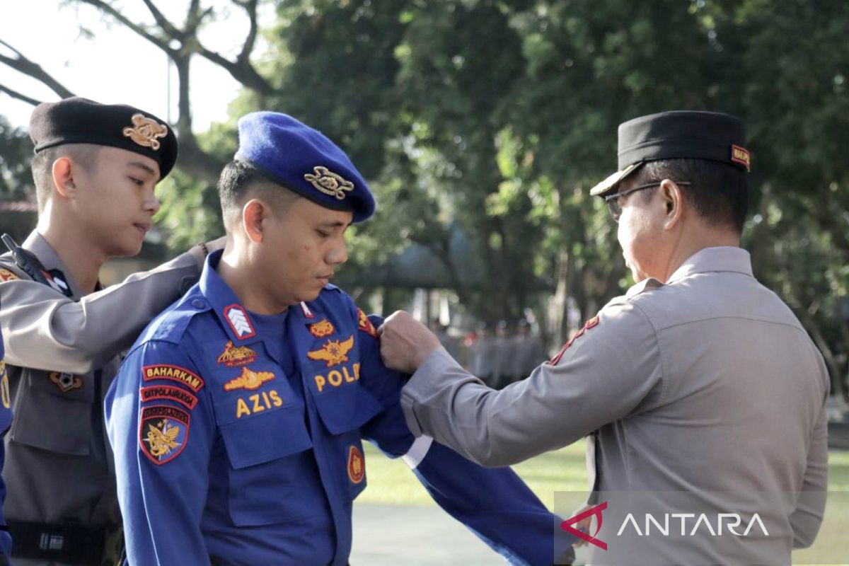 Polda Gorontalo luncurkan Polisi RW dan perpustakaan terapung