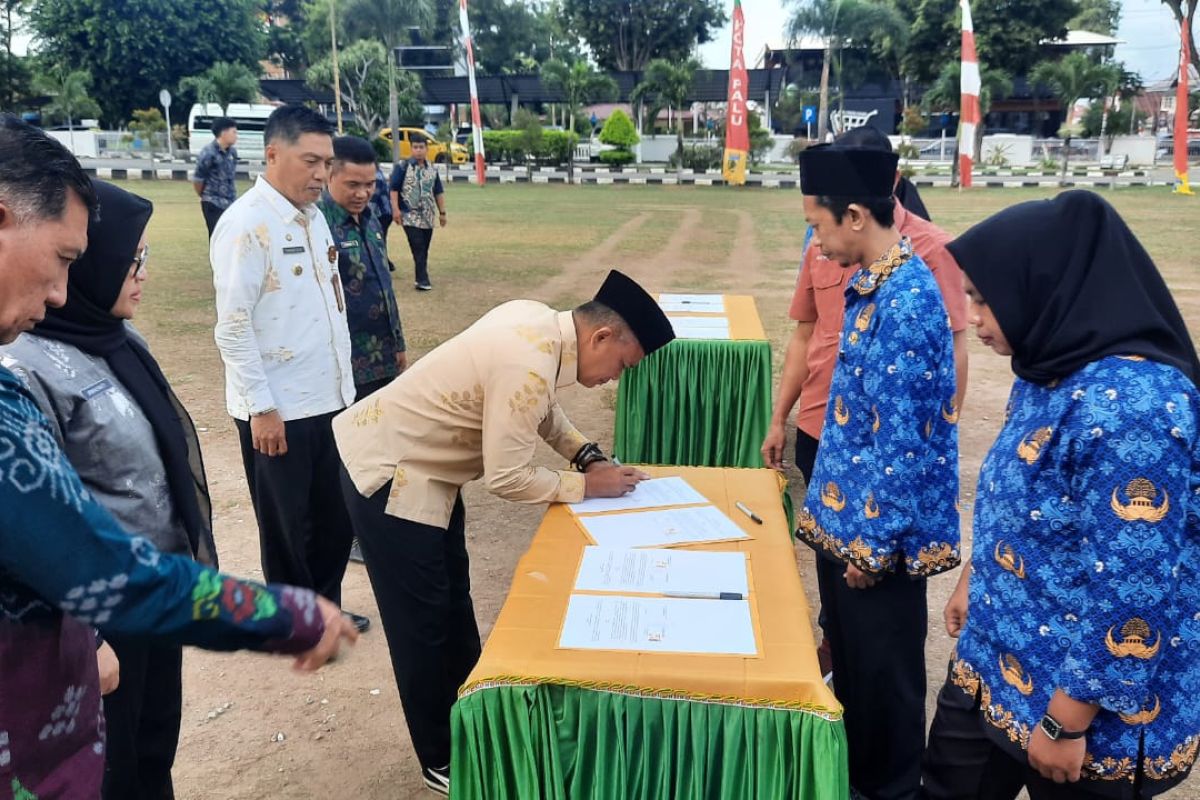 397 guru dan tenaga teknis di Palu terima SK pengangkatan PPPK