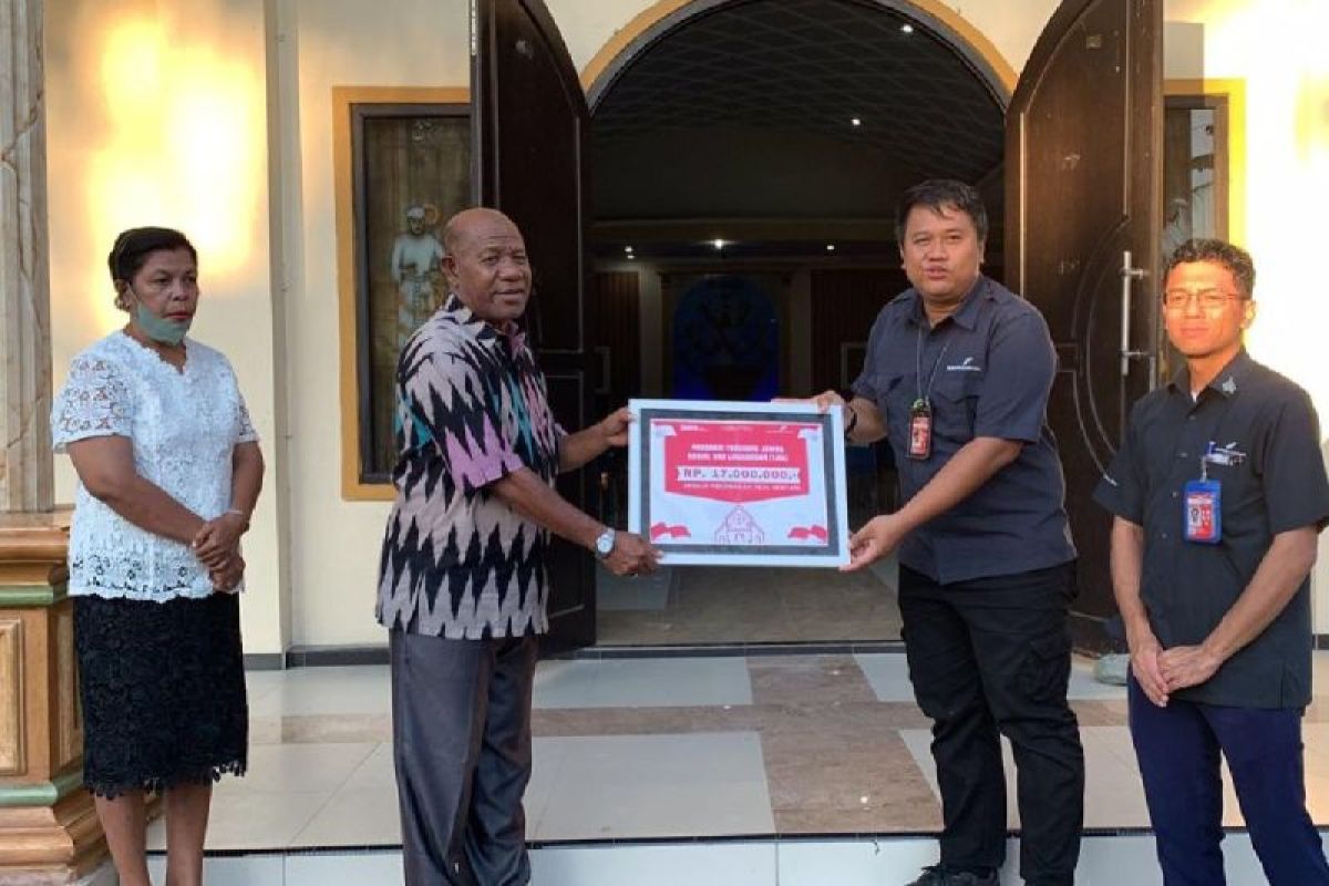 PT Angkasa Pura I membantu perbaikan rumah ibadah GPI Sentani Jayapura
