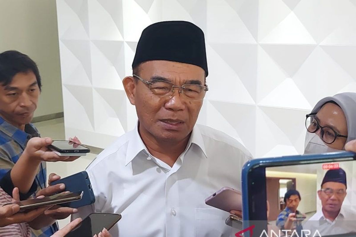 Menko PMK berkantor di Papua pantau pembangunan gudang logistik