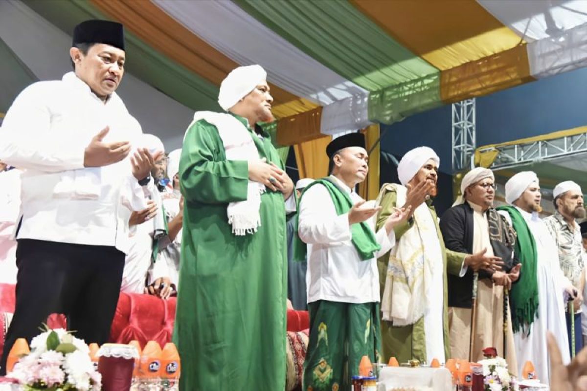 Dihadiri jamaah berbagai daerah, Tabligh Akbar Habib Umar tingkatkan imtak kepada Allah SWT