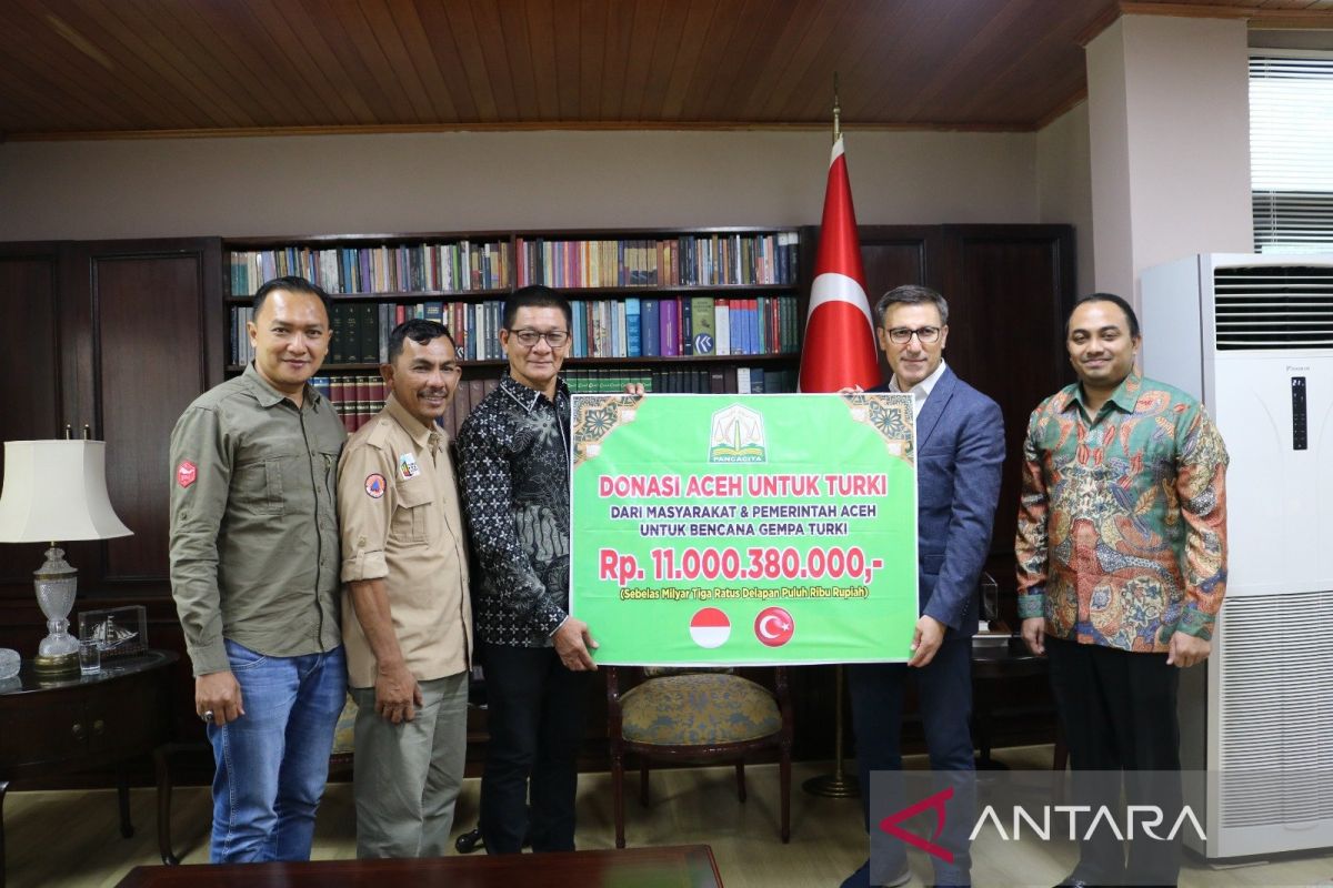 Pemerintah Aceh serahkan donasi Rp11 miliar untuk korban gempa Turki