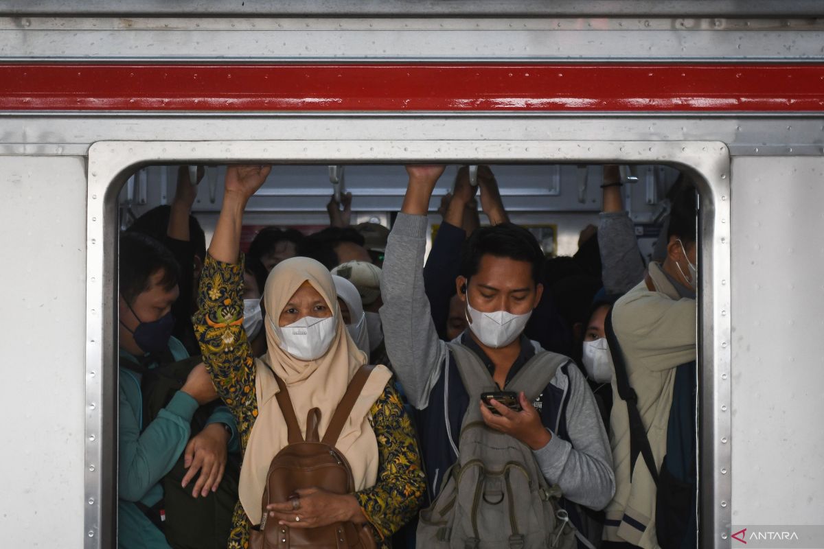 Hoaks! Kemenkes wajibkan penggunaan masker mulai 15 Desember 2023