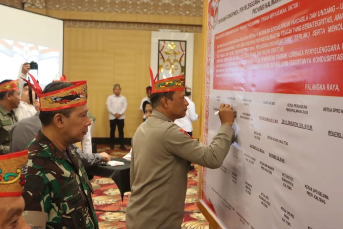 Polda Kalteng gelar deklarasi pemilu damai di Palangka Raya
