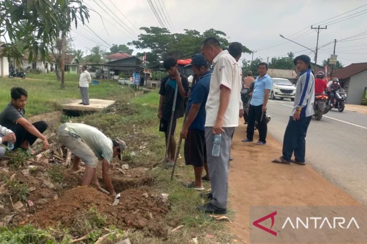 PDAM Singkawang kesulitan bahan baku air bersih