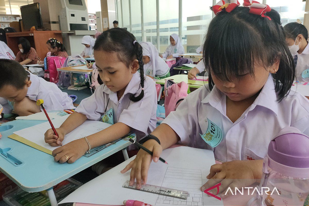 Jakarta Barat tambah 10.000 buku untuk tingkatkan literasi anak