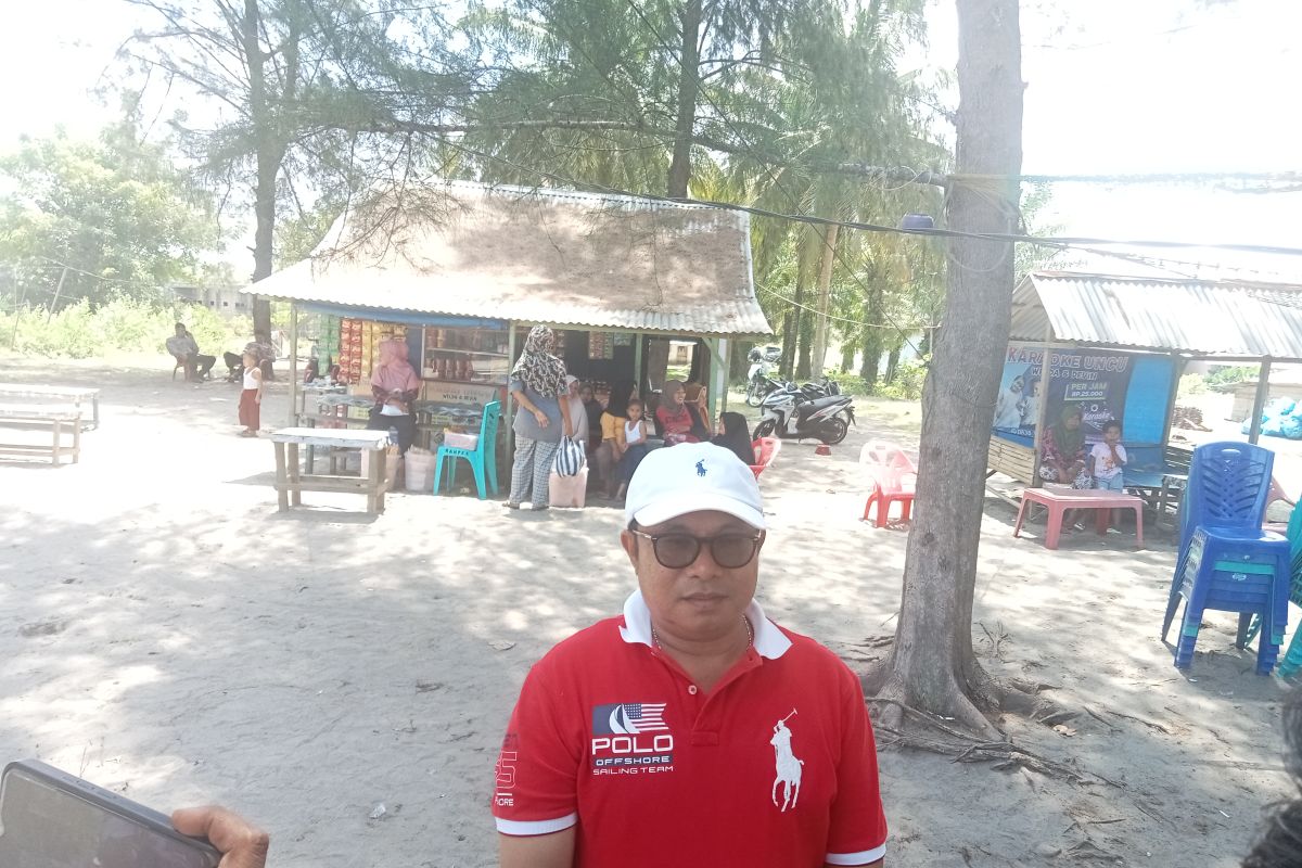 Wakil Ketua DPRD Pasaman Barat dukung pengembangan tambak udang di Pantai Sasak