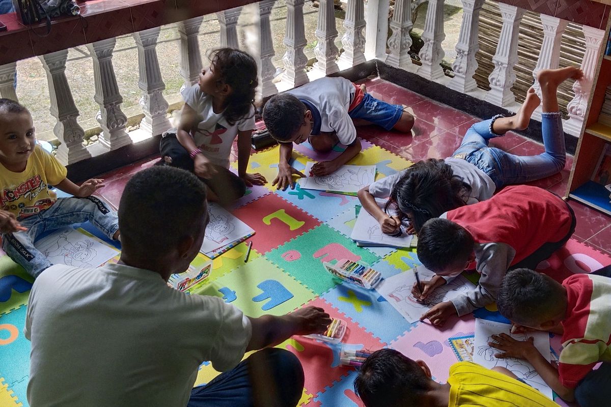 Yayasan Huni Meku  lakukan pendampingan ADHA di Ambon melalui kelas ceria