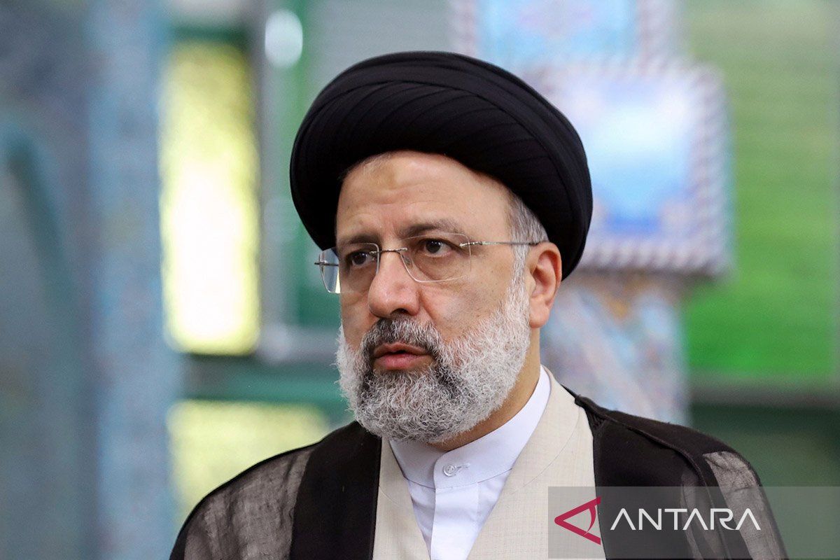 Helikopter dalam konvoi Presiden Iran Ebrahim Raisi jatuh