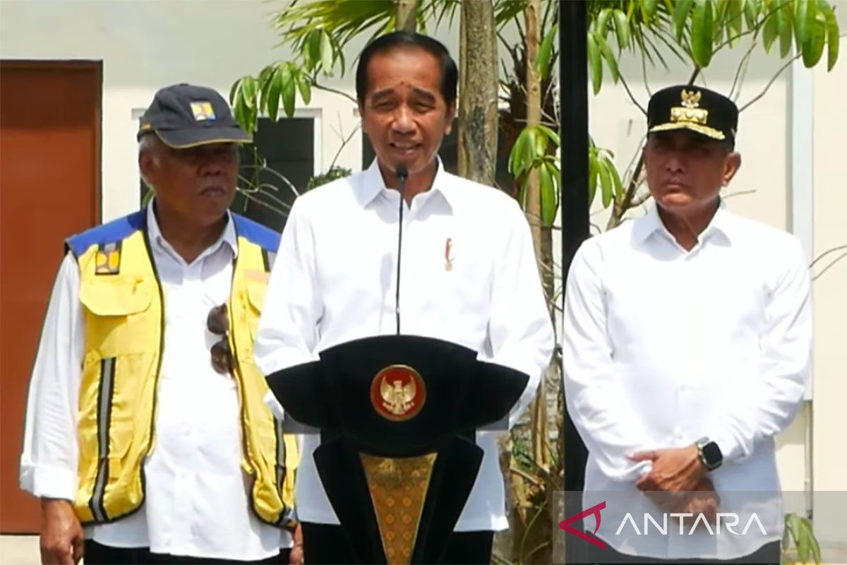 Jokowi ungkap begitu pentingnya air saat resmikan SPAM Mebidang