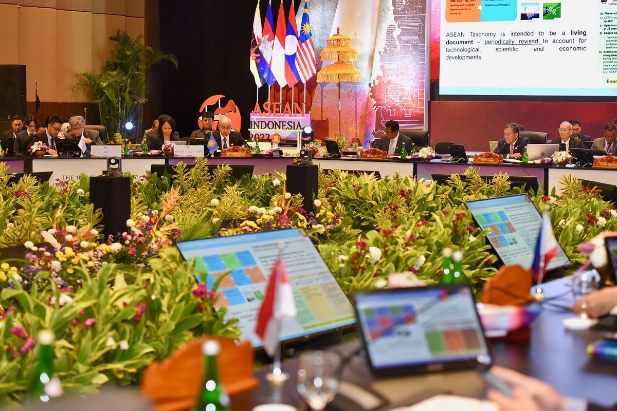 Four ASEAN power companies discuss interconnection system