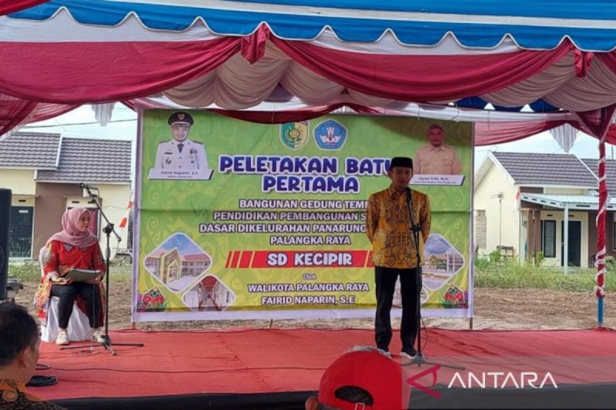 Wali Kota Palangka Raya resmikan pembangunan SD di kawasan baru