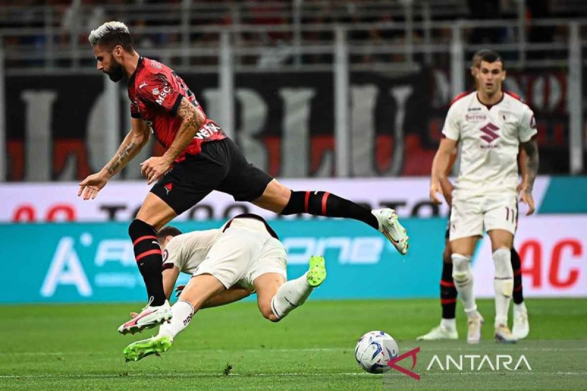 Dua penalti Giroud warnai kemenangan AC Milan atas Torino