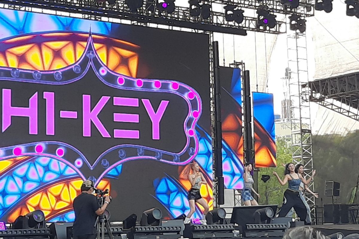 H1-KEY unjuk lagu baru & "Touch My Body" Sistar di Jakarta