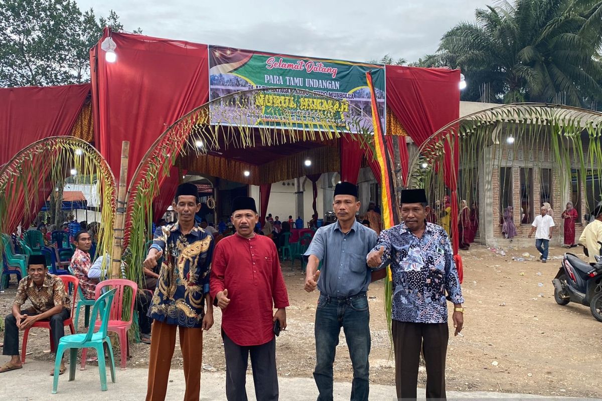 Warga Koto Batung Agam gelar alek batagak kuro-kodo mushala