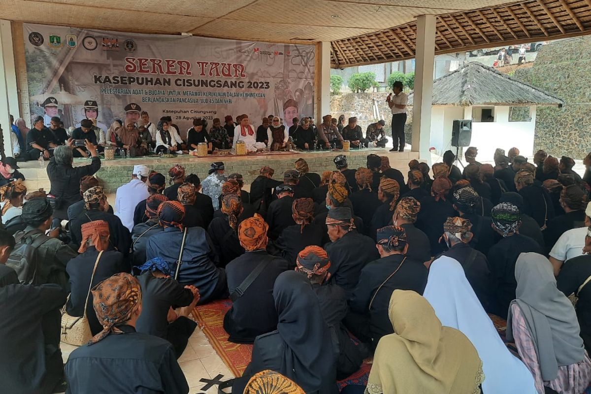 Pj Gubernur Banten apresiasi kedaulatan pangan warga Kasepuhan