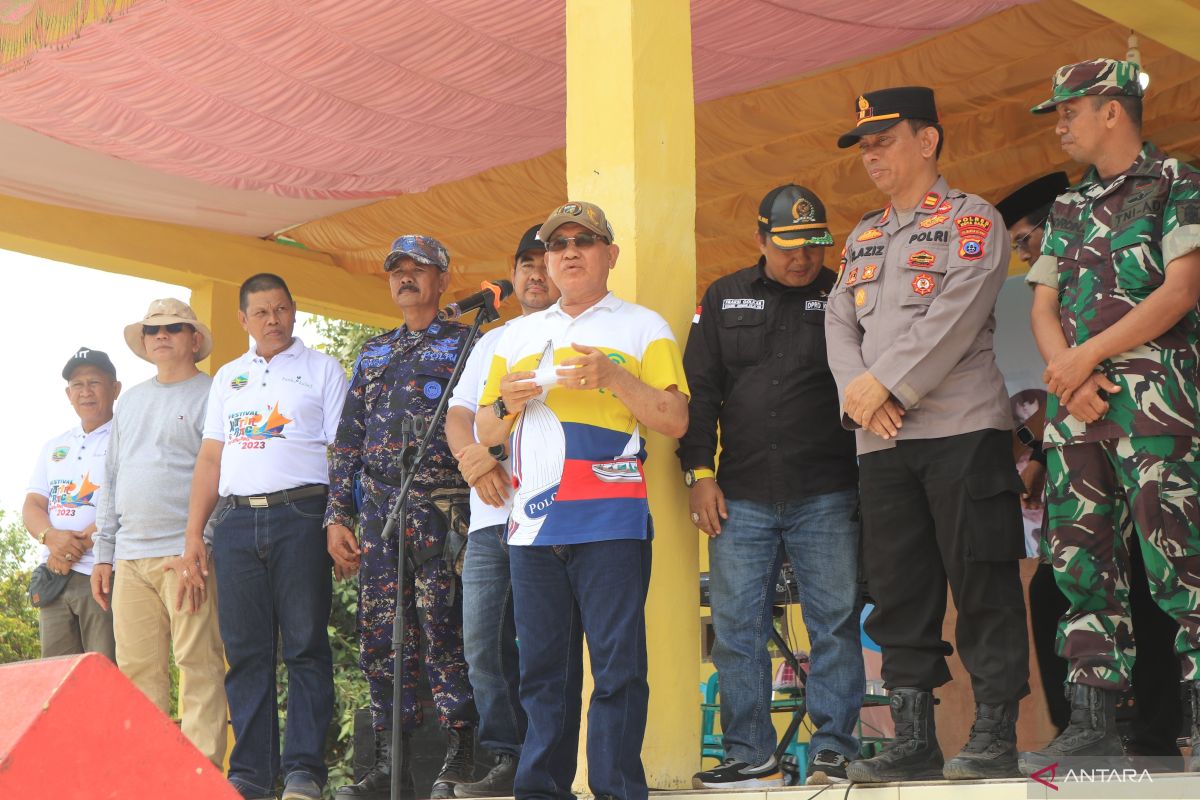 Bupati Kotabaru Sayed Jafar buka Festival Katir Race