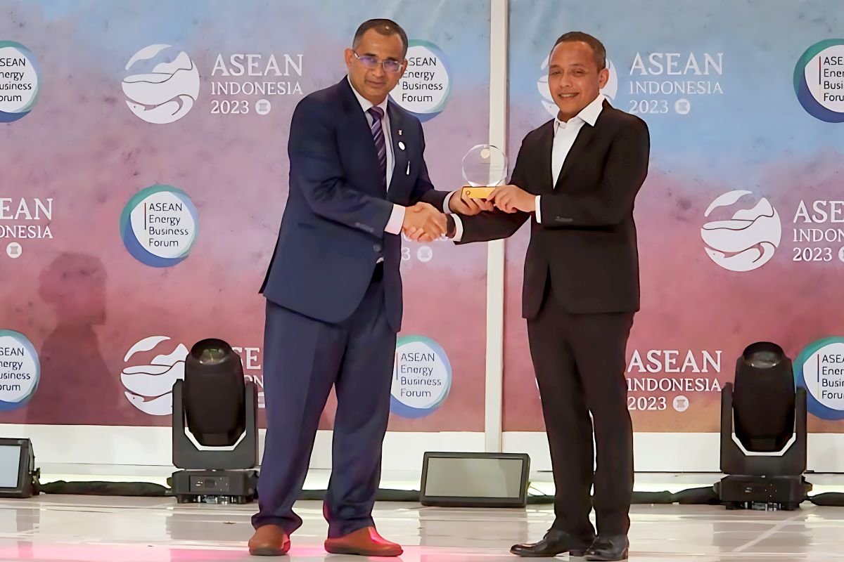 Perluas pemanfaatan EBT, PTPN Group raih Asean Energy Awards 2023
