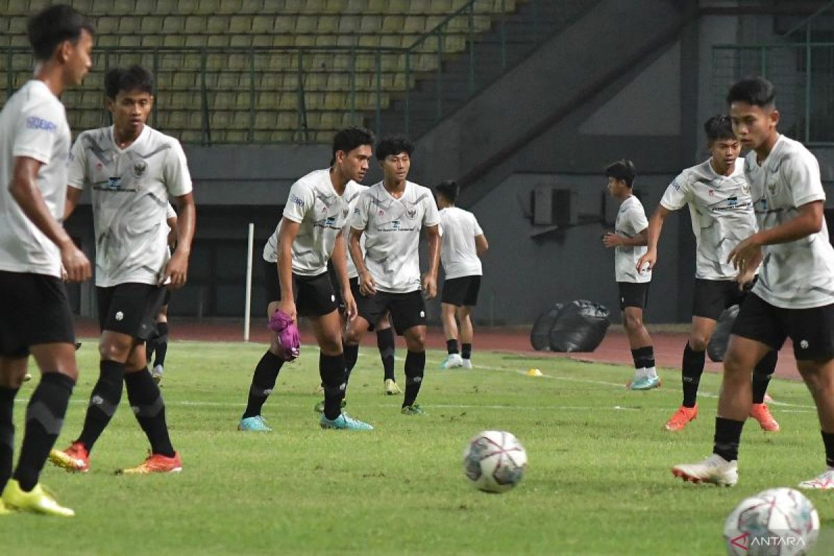Erick Thohir optimistis dengan pilihan komposisi pemain Timnas Indonesia U-17