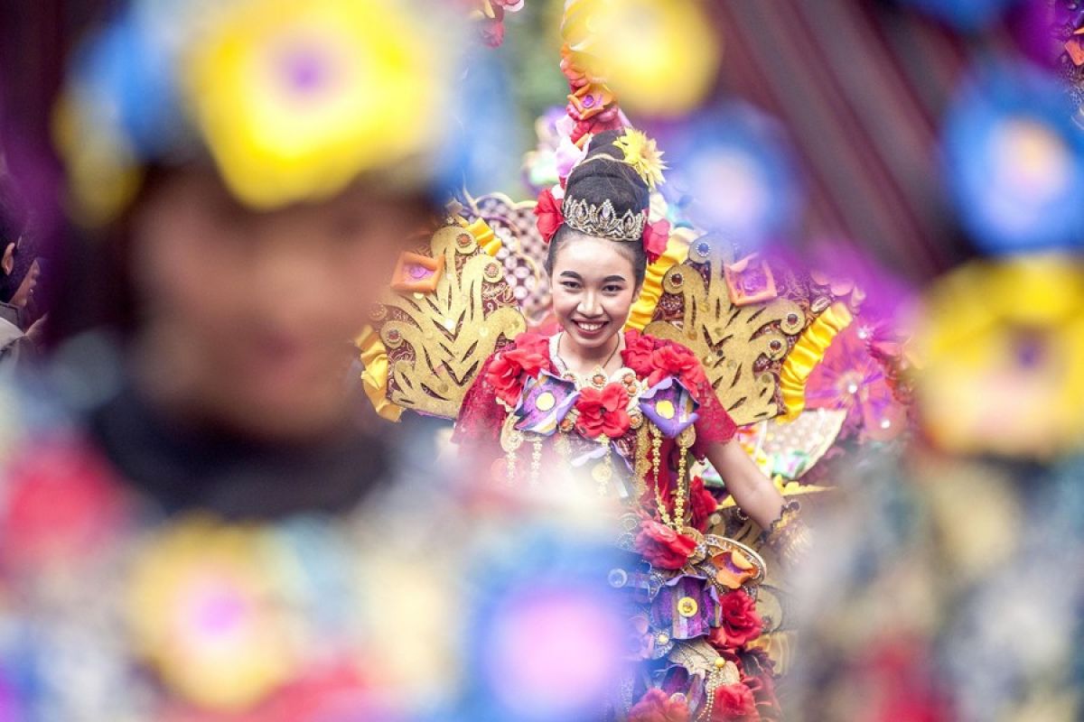 Album Asia: Menilik kemeriahan karnaval busana di Yogyakarta