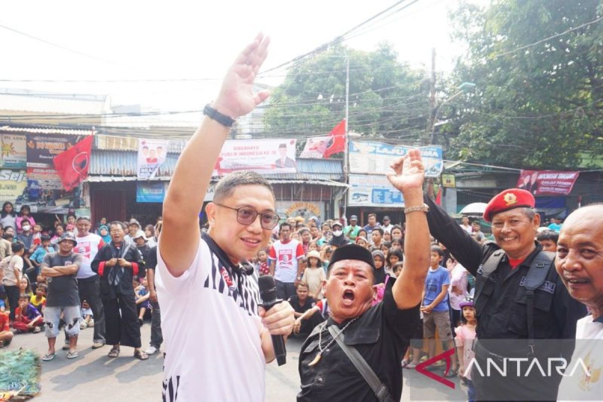 Brando Susanto blusukan ke perkampung sosialisasikan Ganjar Pranowo