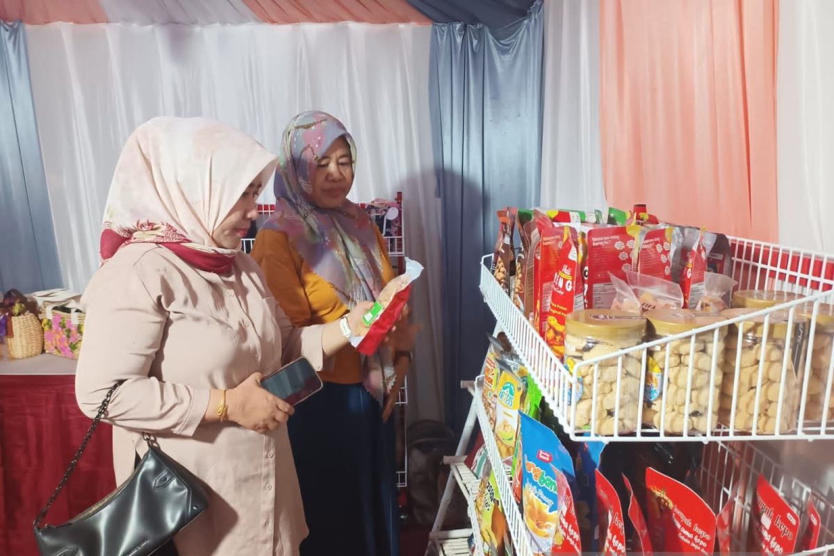 TP PKK Makassar pamerkan produk olahan UMKM di event F8