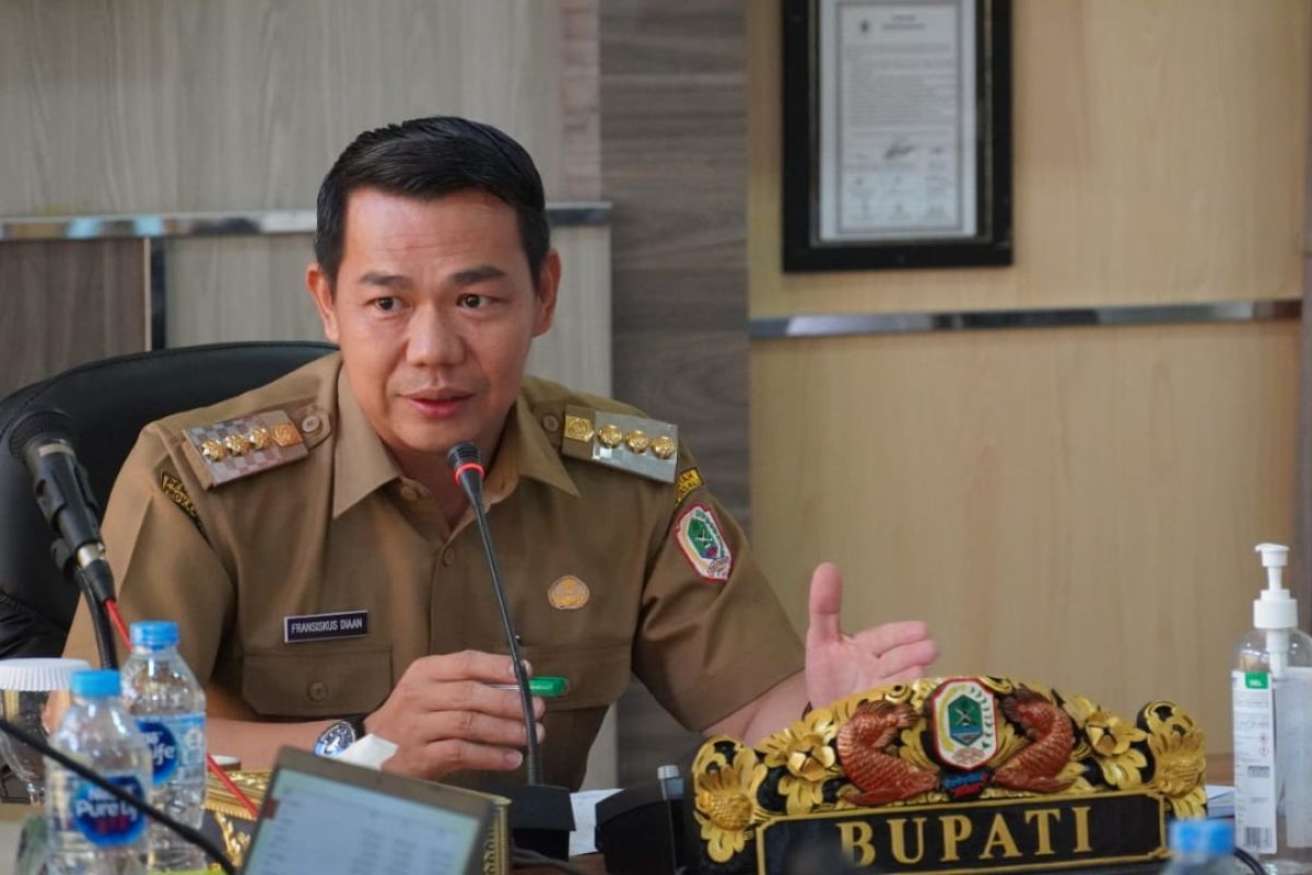 Bupati minta Perumda Tirta Uncak Kapuas tingkatkan laba