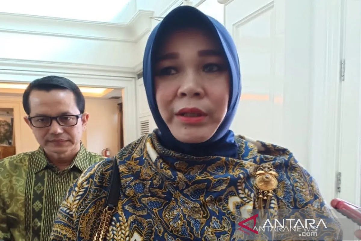 Anggota DPR asal Aceh kecam tindakan penggundulan 14 siswa di Lamongan