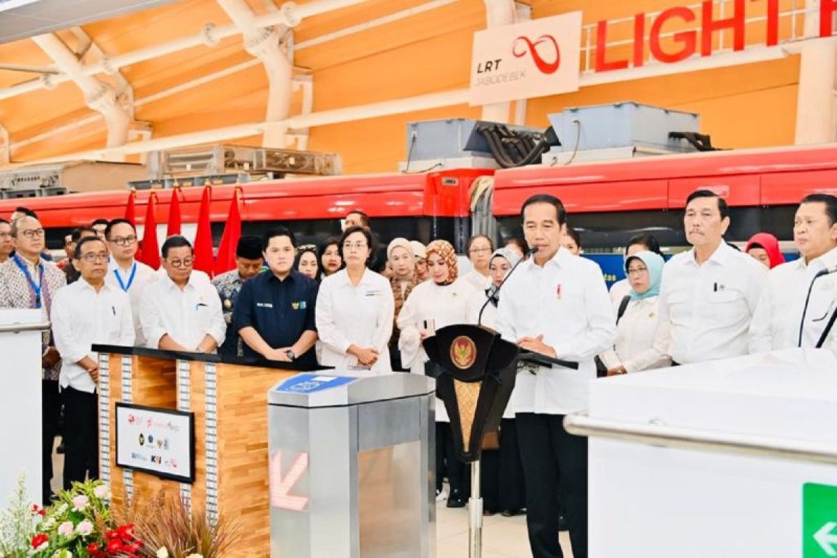 Kemenhub bakal evaluasi operasional LRT Jabodebek di tahap awal