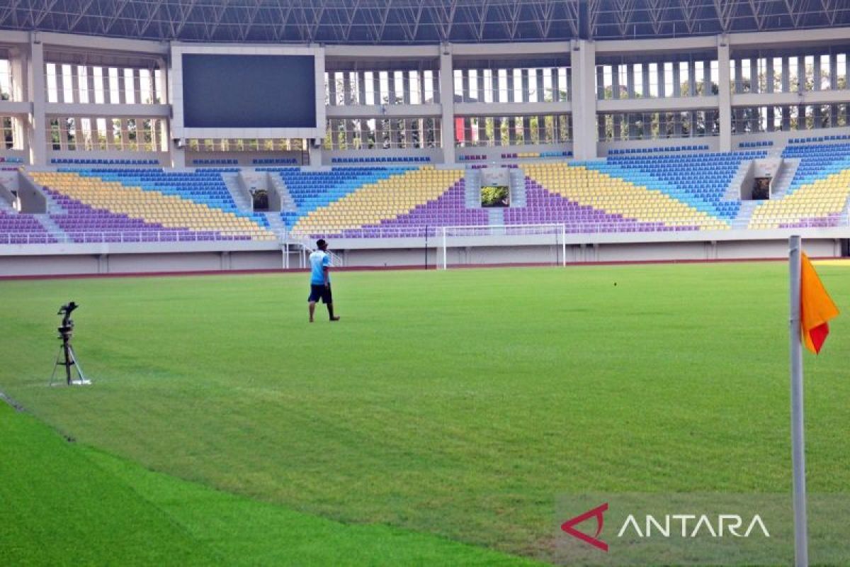FIFA menyampaikan kekurangan fasilitas pendukung Stadion Manahan Solo