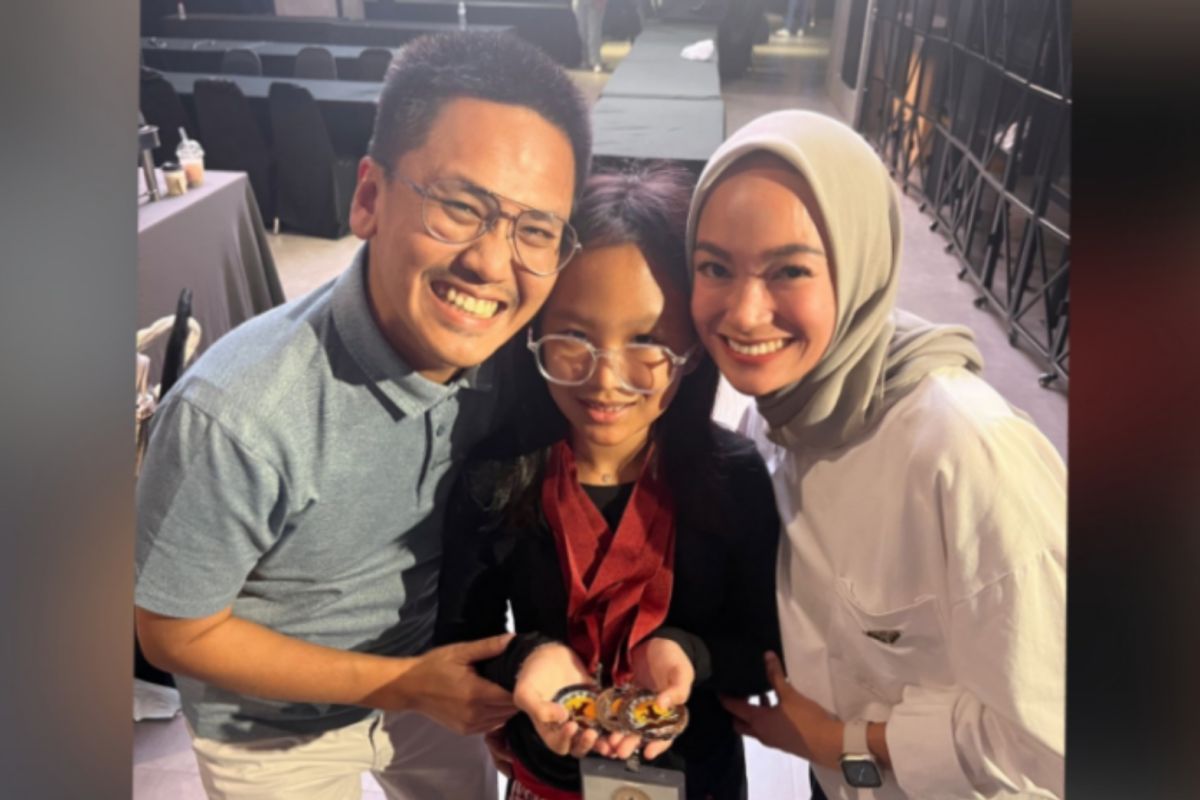 Catatan Ilham Bintang - Dari World Scholar's Cup : Rania Bintang raih 4 medali dan melaju ke babak final di AS