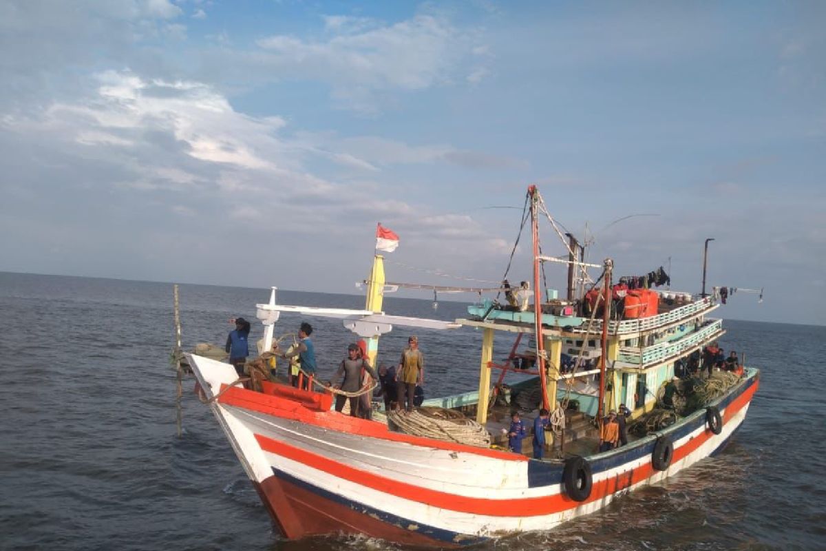Dua orang jadi tersangka kasus penangkapan kapal cantrang di KKU Kalbar