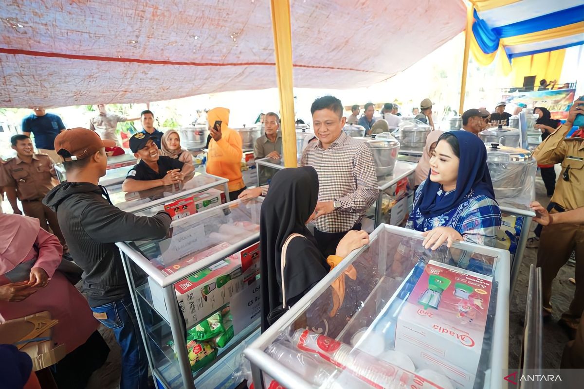 OKU Timur salurkan bantuan usaha ekonomi produktif untuk UMKM