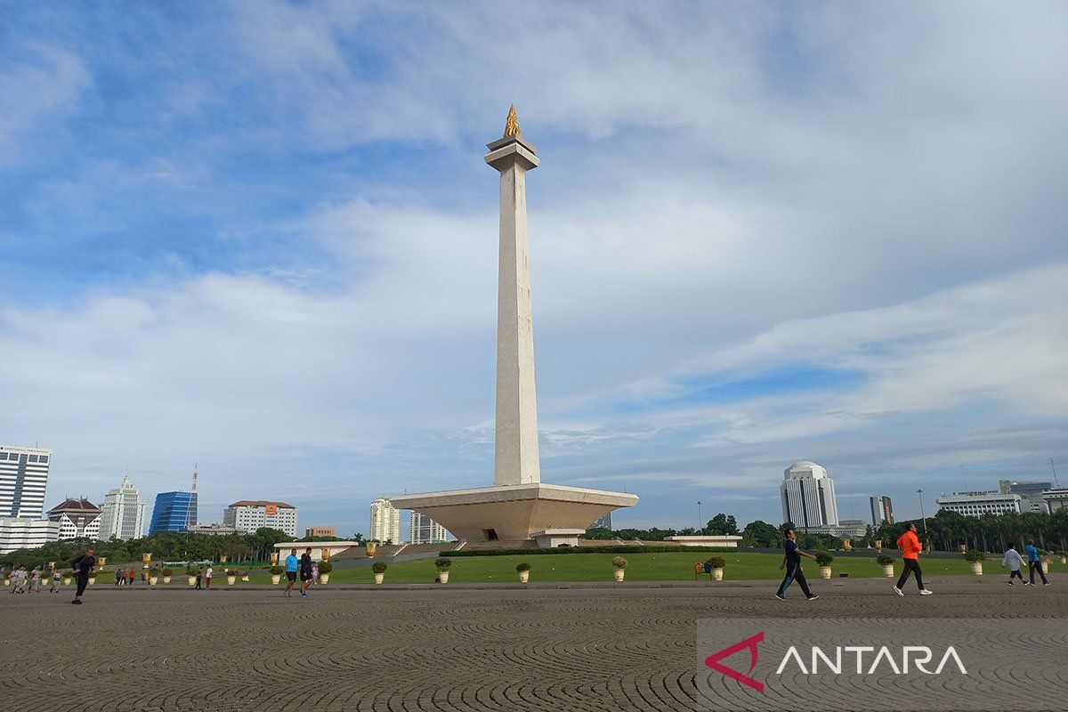 Jakarta cerah berawan pada Jumat pagi