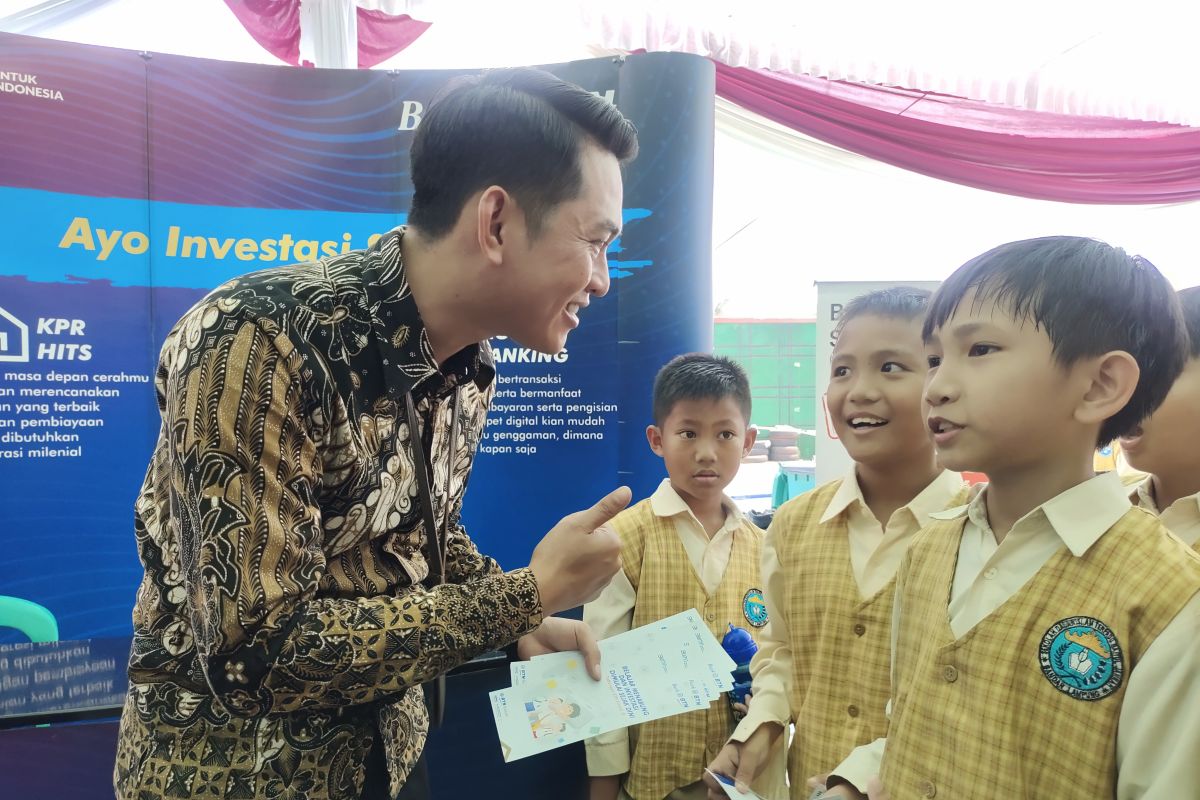 OJK-Asbisindo Lampung gencarkan gerakan Indonesia menabung bagi pelajar