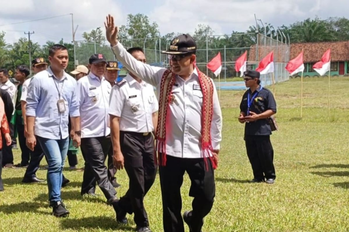 Pj. Bupati Meusji pantau pilkades serentak