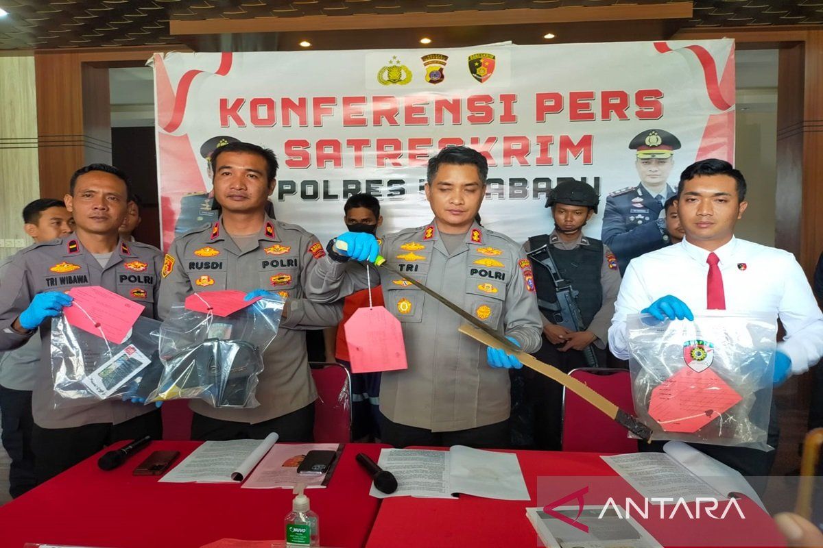 Polres Kotabaru ungkap kasus pembacokan TKA dan penjambretan