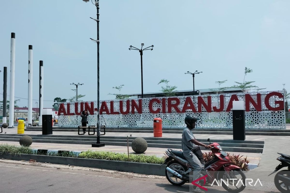 Alun-alun Ciranjang menjadi objek wisata baru di wilayah timur Cianjur