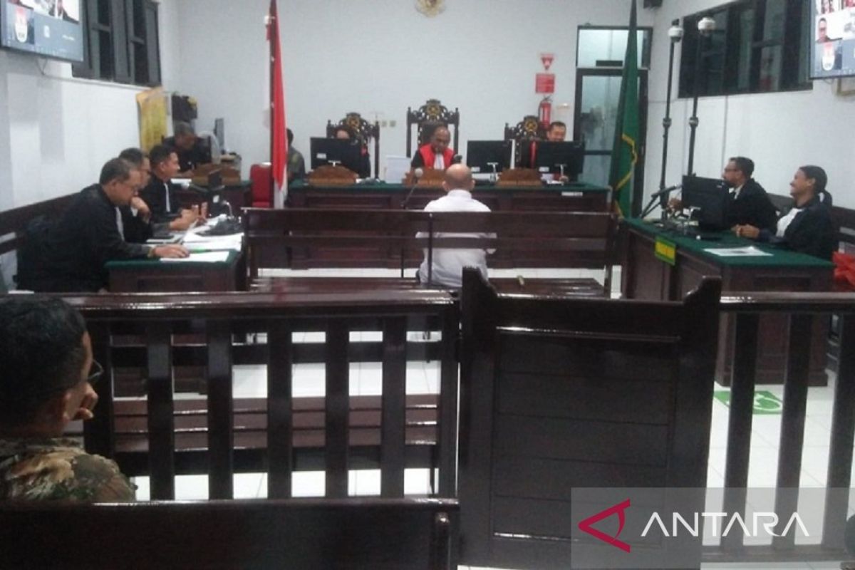 Hakim tipikor vonis penyuap mantan Bupati Bursel 18 bulan  penjara
