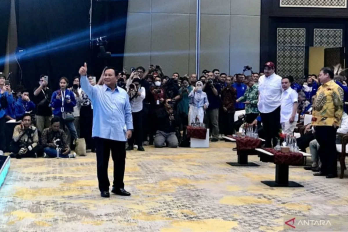 Prabowo minta kader partai pendukung sabar soal bakal cawapres