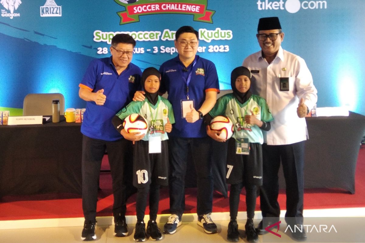 Ratusan tim ikut kompetisi sepak bola  putri di eks Keresidenan Pati