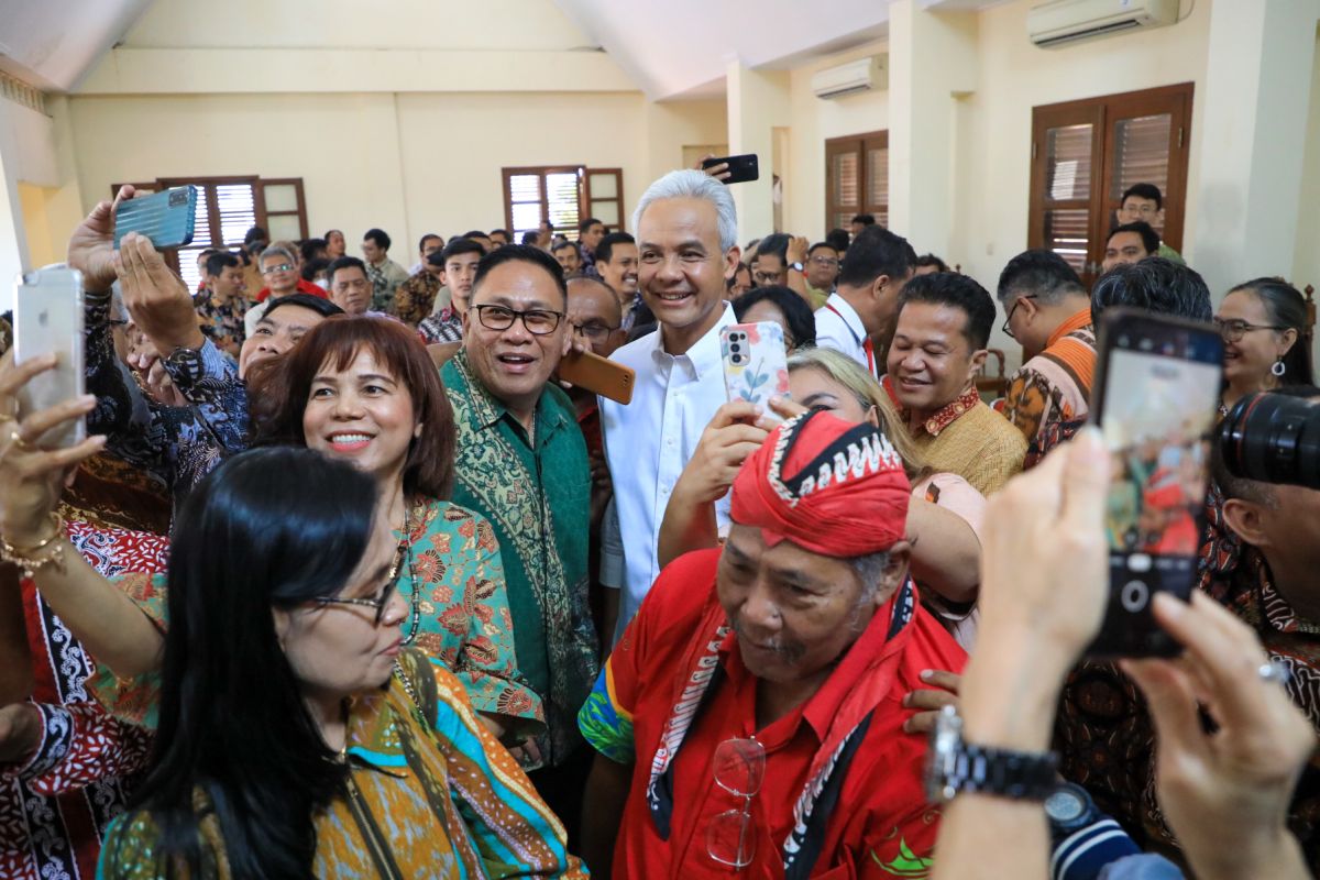 Ganjar sebut umat Kristiani andil dalam ciptakan kerukunan di Jateng