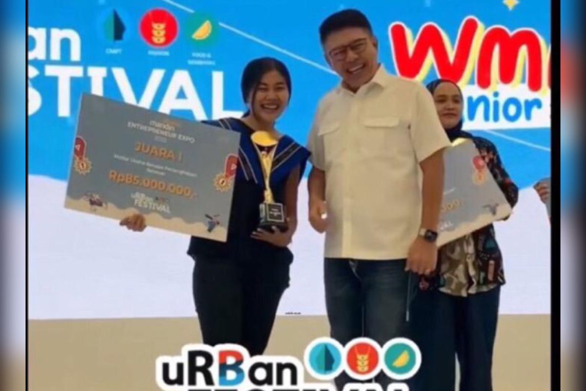 Pelaku UMKM Mi Sagu Ambon juara satu Urban  Festival